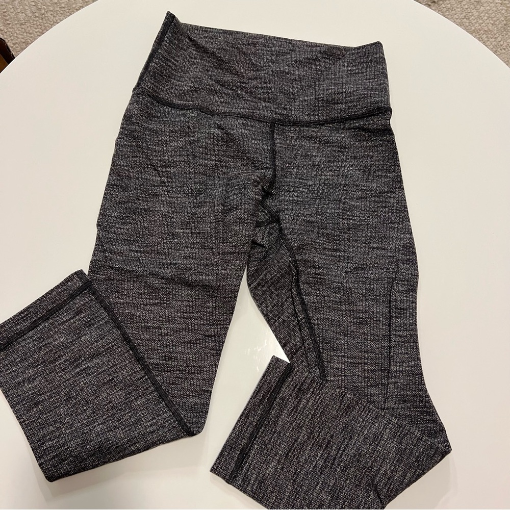 NEW Lululemon Wunder Under Crop Gray Leggings Size 6